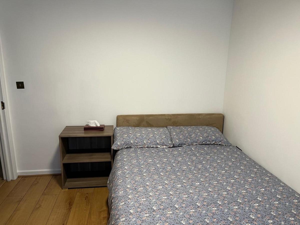 Three Bedroom House In Tooting By Star Apartments Лондон Экстерьер фото